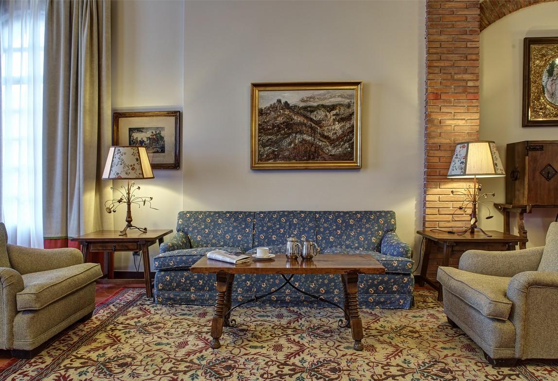 Parador De Calahorra Exteriör bild
